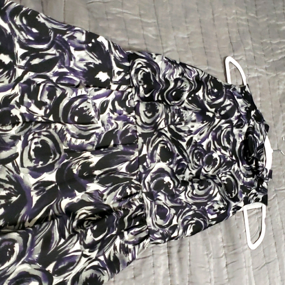 Zebra colored sleeveless dress